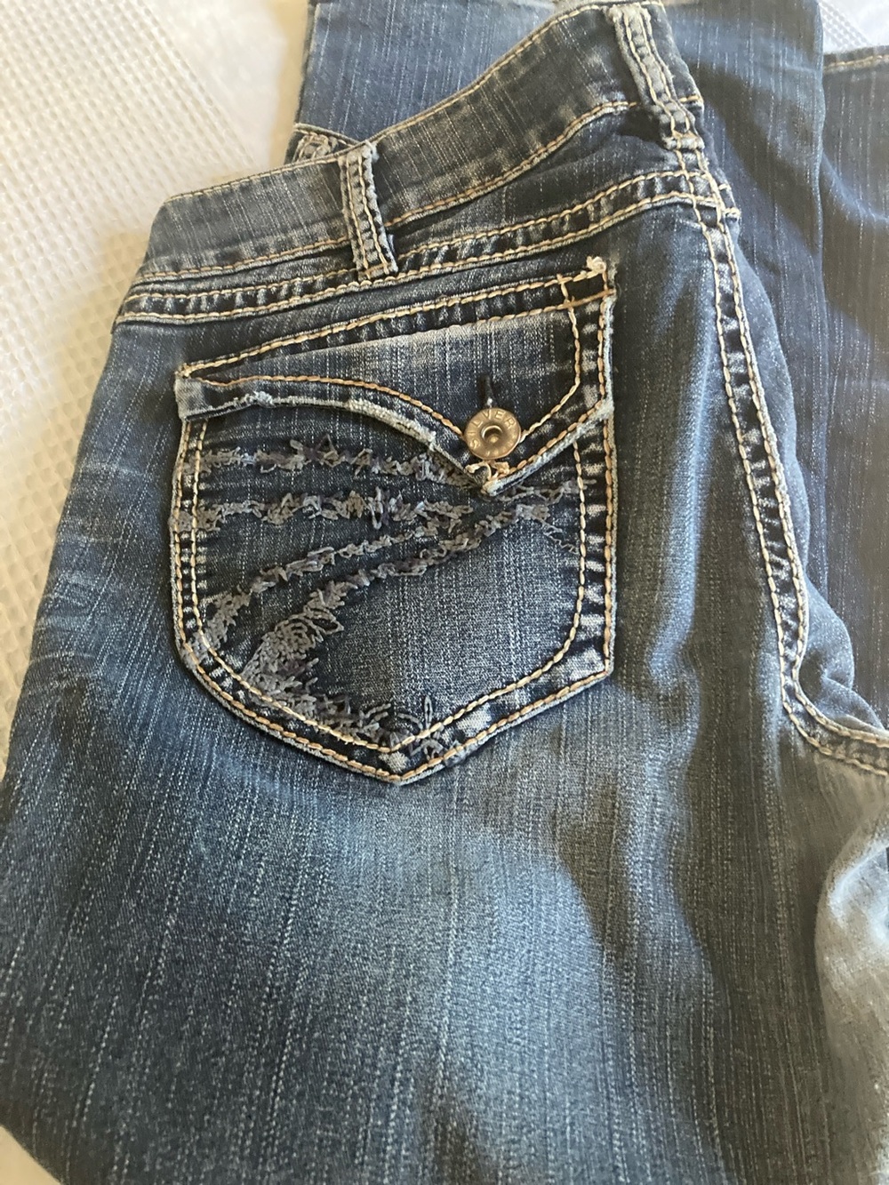 Jeans Subcategory Identification - Picture 4 of 5